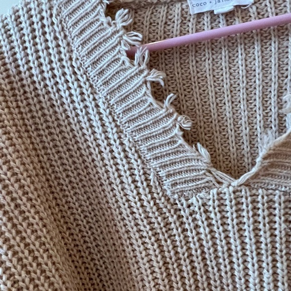 Sweater - Picture 3 of 5